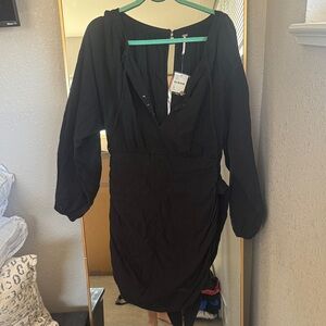 Free People Black Long-Sleeve V-Neck Ruched Dress